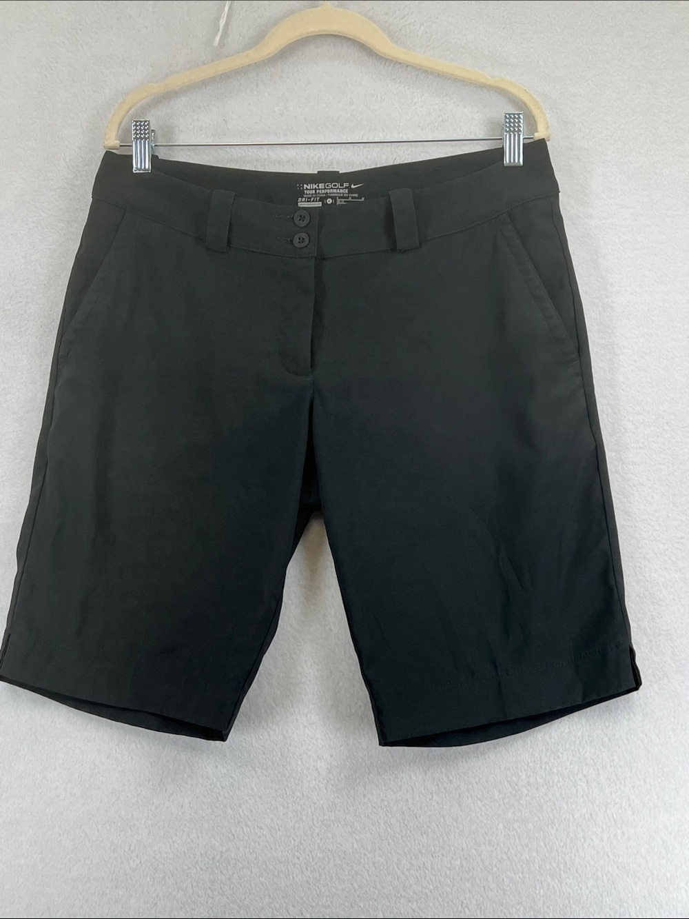 Nike Golf Black Women’s Bermuda Shorts Sz 8